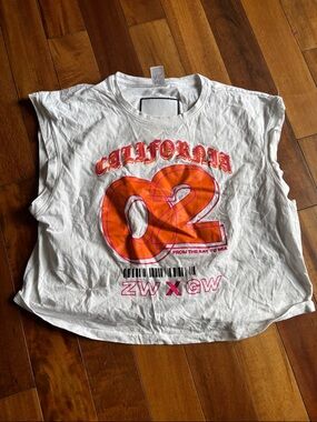 Zumba + Gina Wonder White "California 02" Graphic Crop Tee